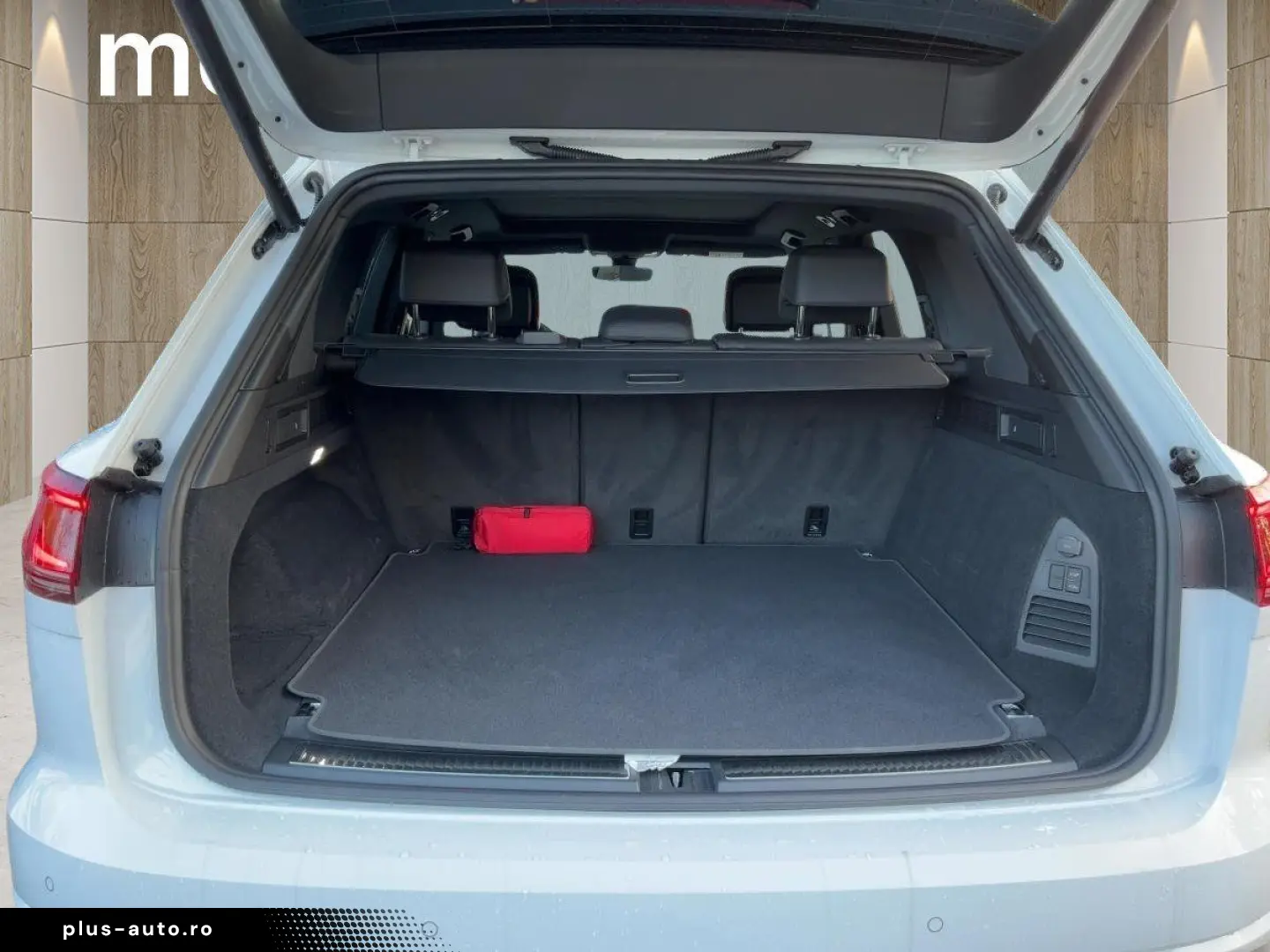 VW Touareg 3.0 V6 TSI eHybrid R 4Motion NaviPro 360