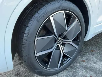 VW Touareg 3.0 V6 TSI eHybrid R 4Motion NaviPro 360