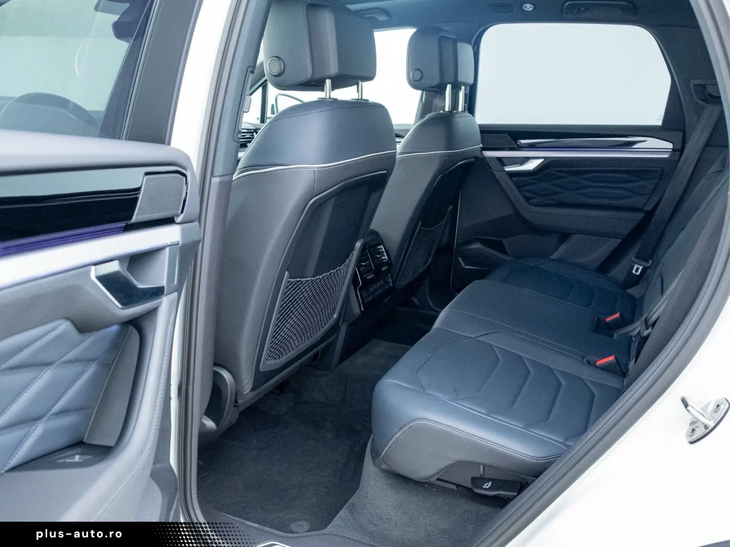 VW Touareg 3.0 V6 TSI eHybrid Elegance 4M AHK MATRI