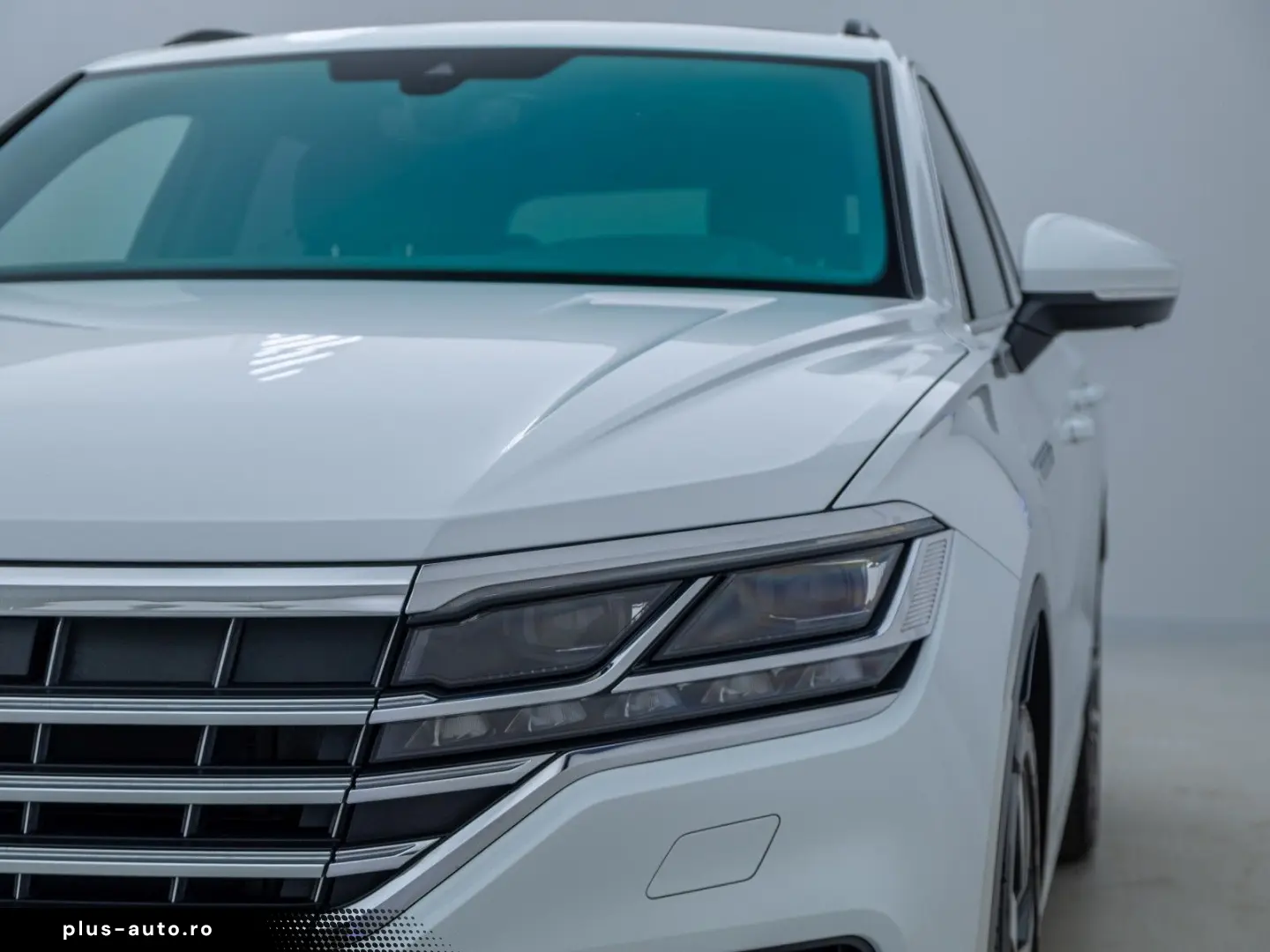 VW Touareg 3.0 V6 TSI eHybrid Elegance 4M AHK MATRI