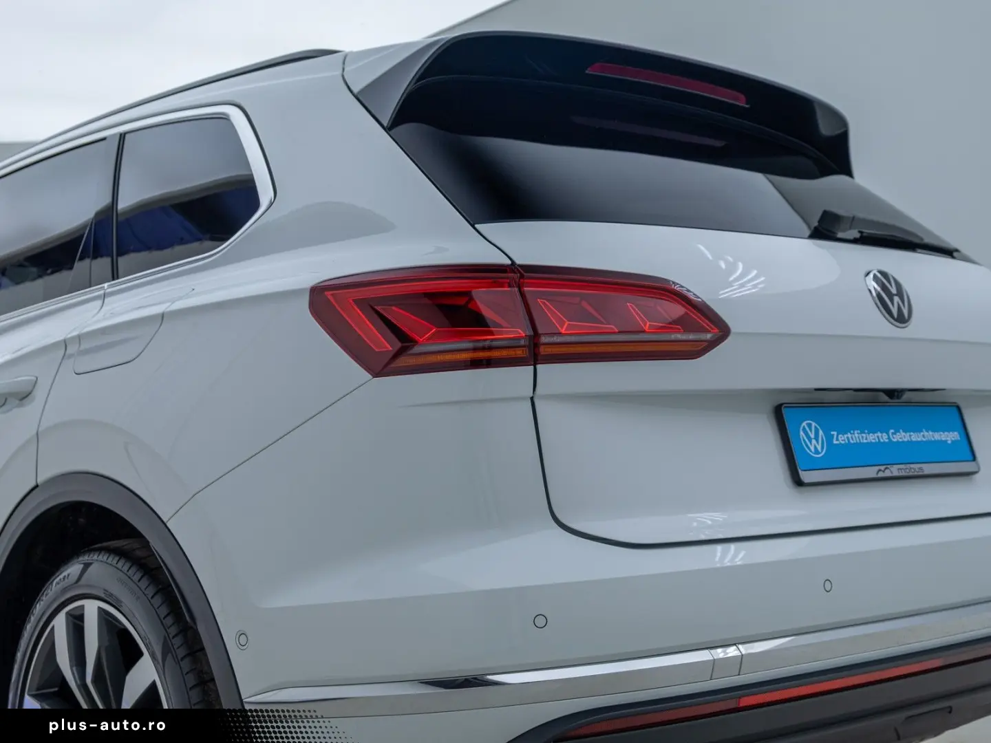 VW Touareg 3.0 V6 TSI eHybrid Elegance 4M AHK MATRI