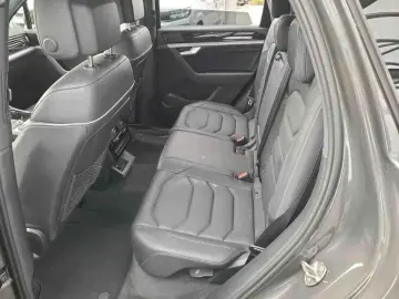 VW TOUAREG 3.0TSi eHYBRID 4M ELEGANCE IQ-L ACC PANO