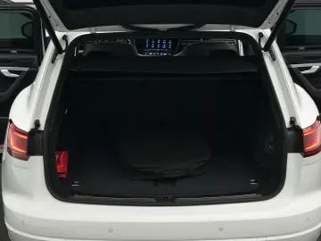 VW Touareg R 3.0 TSI eHybrid 4M  Luft PANO AHK 21
