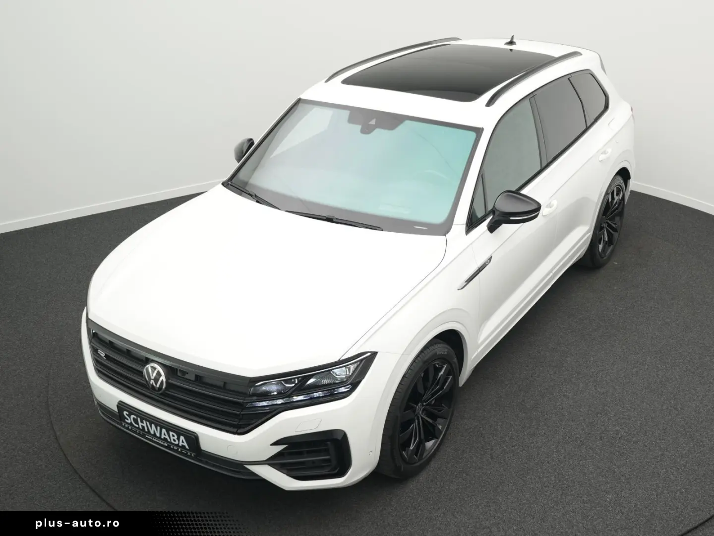 VW Touareg R 3.0 TSI eHybrid 4M  Luft PANO AHK 21