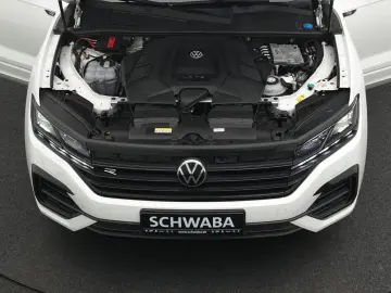VW Touareg R 3.0 TSI eHybrid 4M  Luft PANO AHK 21