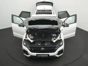 VW Touareg R 3.0 TSI eHybrid 4M  Luft PANO AHK 21
