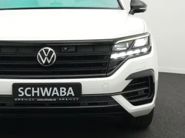 VW Touareg R 3.0 TSI eHybrid 4M  Luft PANO AHK 21