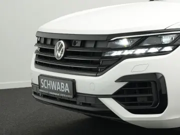 VW Touareg R 3.0 TSI eHybrid 4M  Luft PANO AHK 21