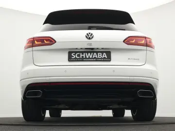 VW Touareg R 3.0 TSI eHybrid 4M  Luft PANO AHK 21