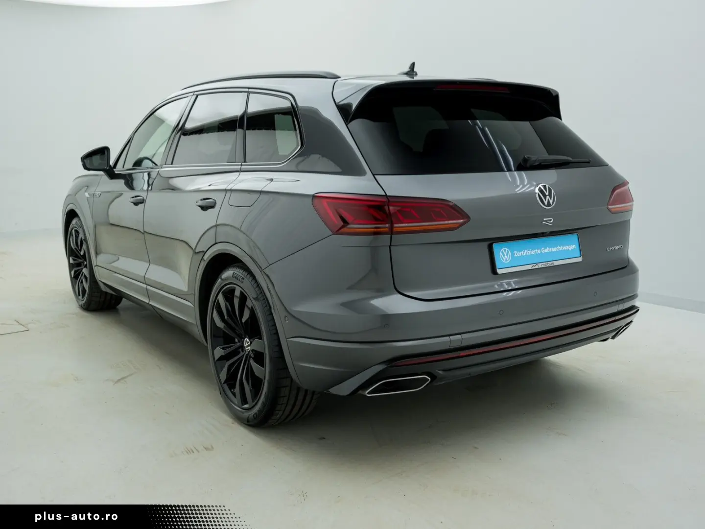 VW Touareg R 3.0 V6 TSI eHybrid DSG 360  PANO ACC M