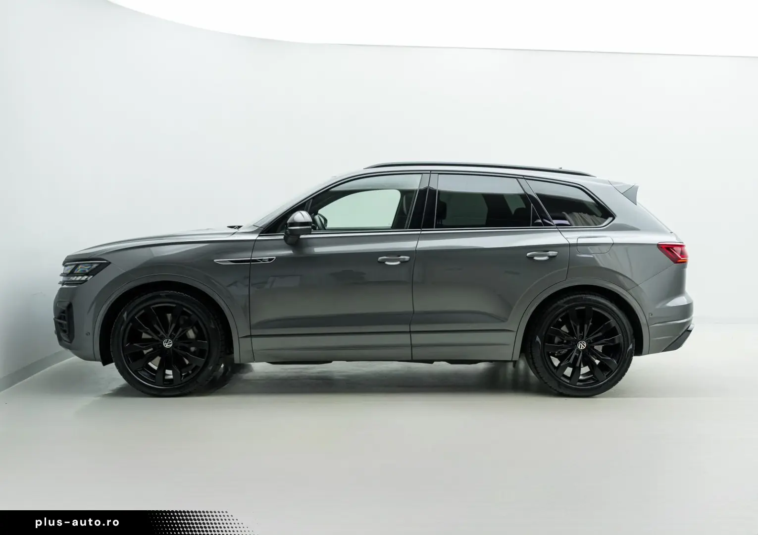 VW Touareg R 3.0 V6 TSI eHybrid DSG 360  PANO ACC M