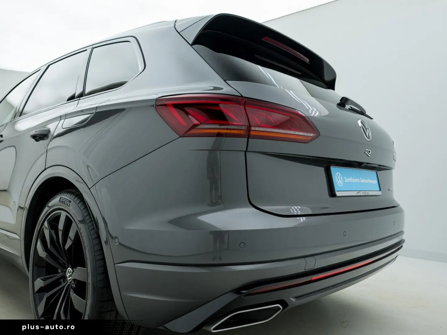 VW Touareg R 3.0 V6 TSI eHybrid DSG 360  PANO ACC M