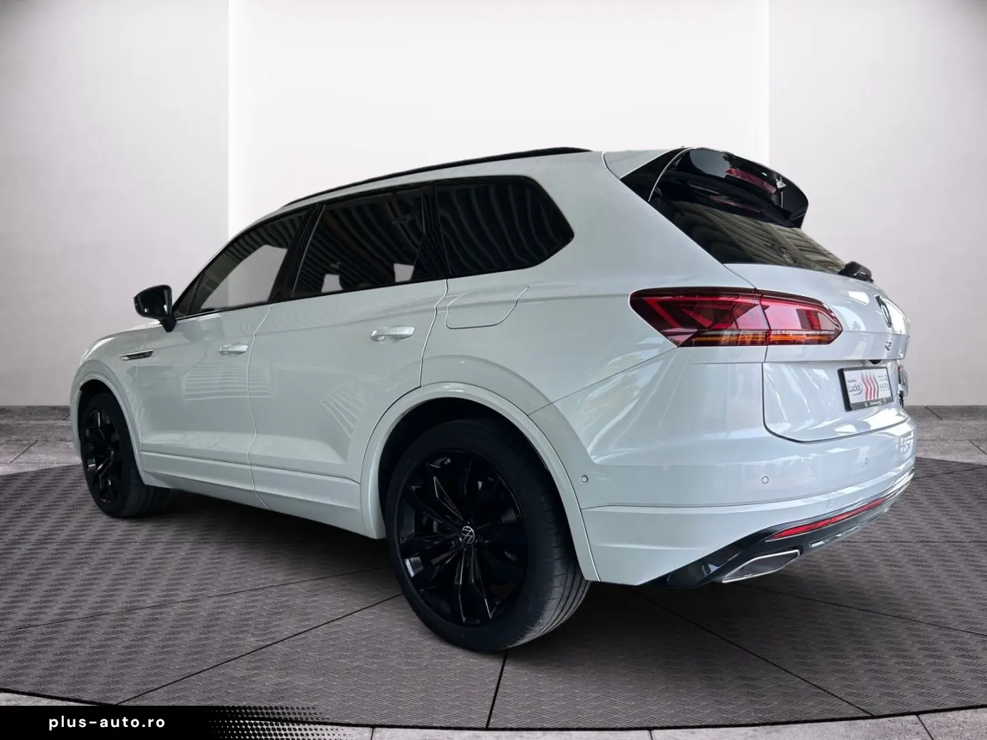 VW Touareg R 3.0 V6 eHybrid 4M AZV  Leder Paket Pug