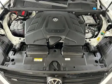 VW Touareg R 3.0 V6 eHybrid 4M AZV  Leder Paket Pug