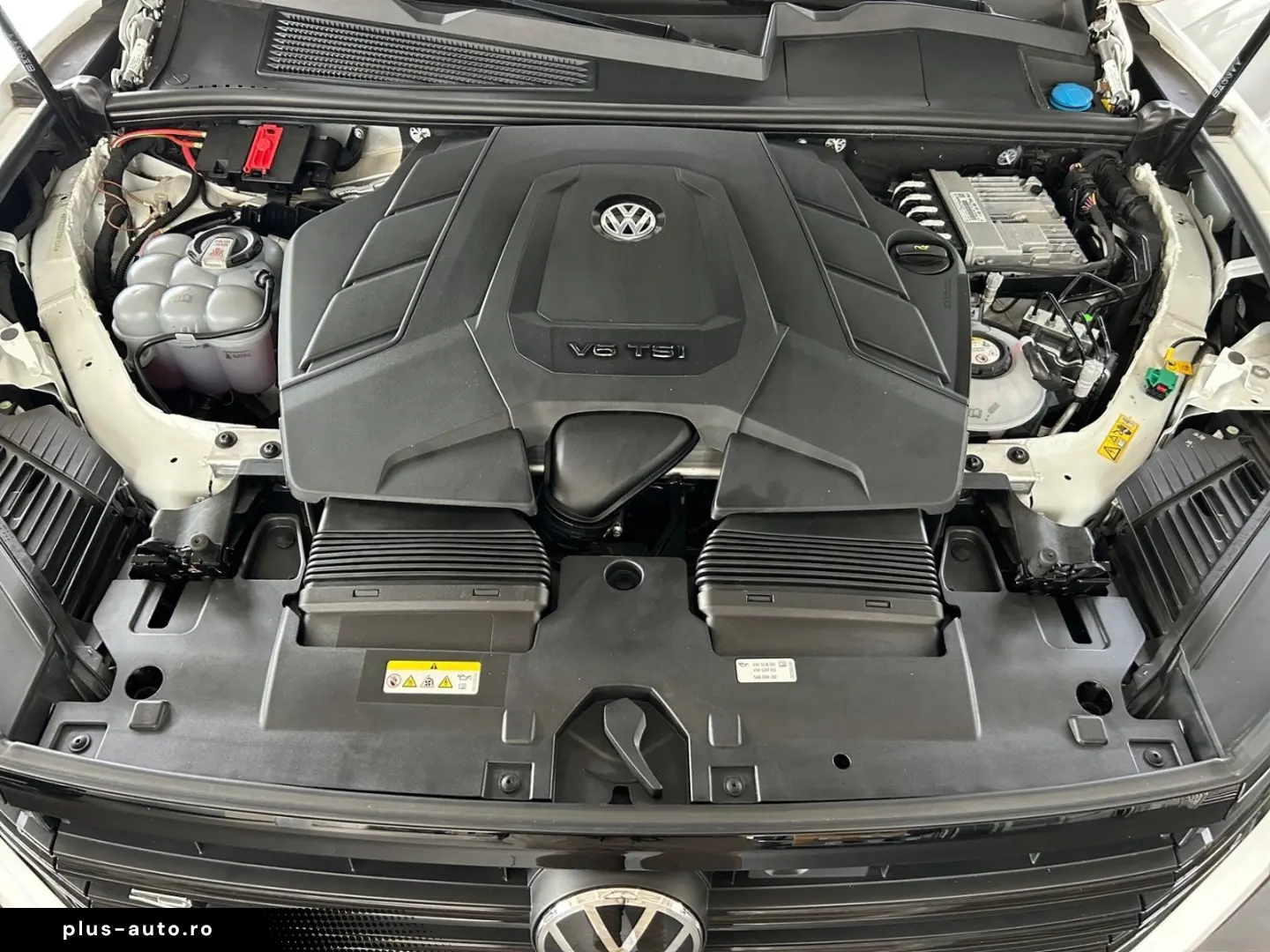 VW Touareg R 3.0 V6 eHybrid 4M AZV  Leder Paket Pug
