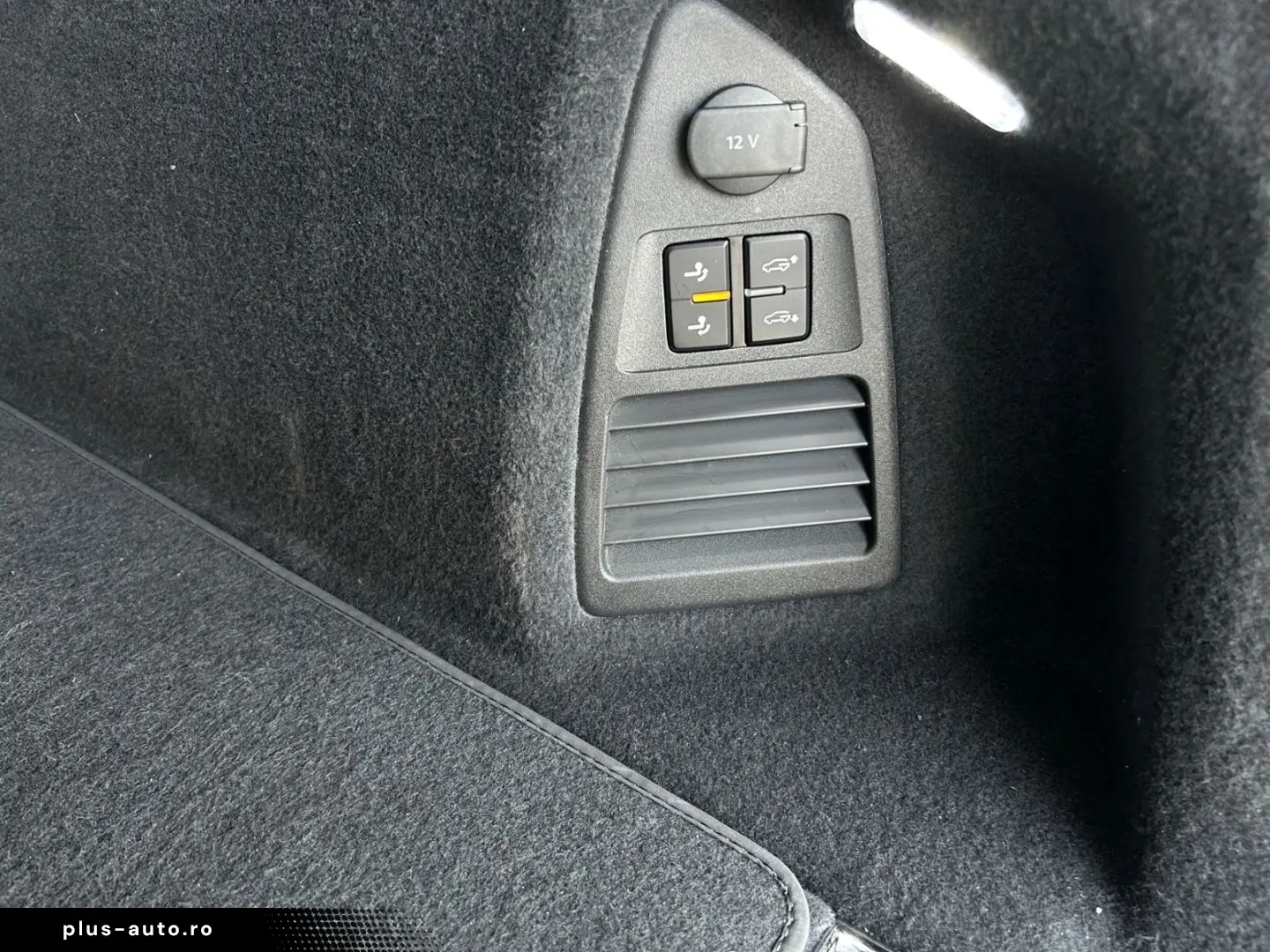 VW Touareg R 3.0 V6 eHybrid 4M AZV  Leder Paket Pug