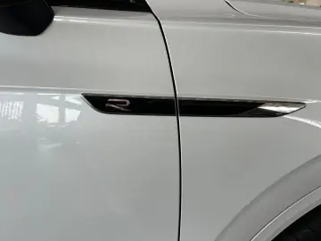 VW Touareg R 3.0 V6 eHybrid 4M AZV  Leder Paket Pug