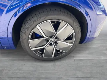 VW Touareg 3.0 TSI eHybrid 4Motion R Navi LED AHK P