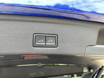 VW Touareg 3.0 TSI eHybrid 4Motion R Navi LED AHK P