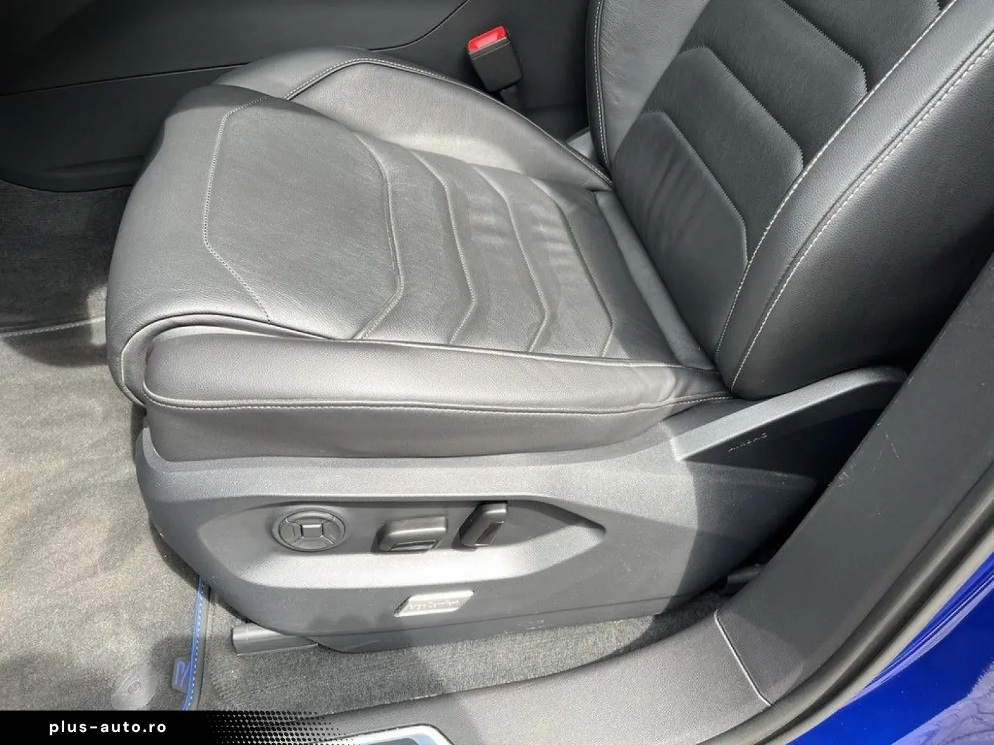 VW Touareg 3.0 TSI eHybrid 4Motion R Navi LED AHK P