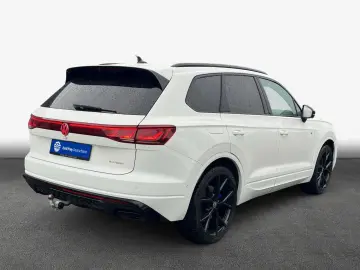 VW Touareg R 3.0 V6 e-Hybrid 4M PANO AHK LM22 GJR
