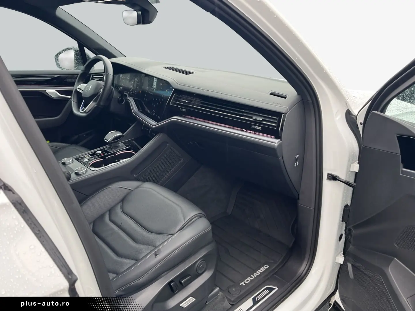 VW Touareg R 3.0 V6 e-Hybrid 4M PANO AHK LM22 GJR