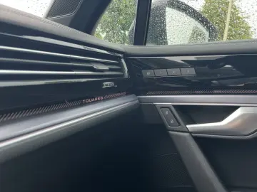 VW Touareg R 3.0 V6 e-Hybrid 4M PANO AHK LM22 GJR