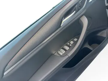 BMW X4 xDrive20i M Sport DrivingAssistant Keyless