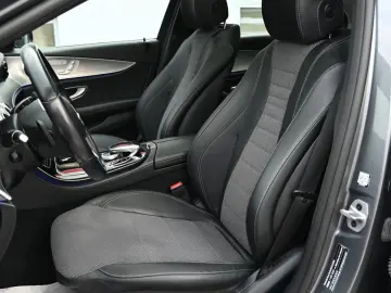 MERCEDES-BENZ E 220 d StandHzg el.SD ACC Kamera Multibeam