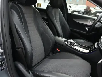 MERCEDES-BENZ E 220 d StandHzg el.SD ACC Kamera Multibeam