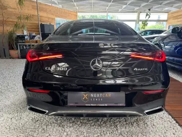 MERCEDES-BENZ CLE 300 4M AMG Hinterachslk HUD PANO S…