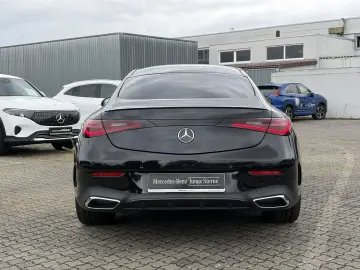 MERCEDES-BENZ CLE 300 4M AMG HEAD-UP PANO BURMESTER 360