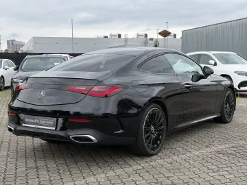 MERCEDES-BENZ CLE 300 4M AMG HEAD-UP PANO BURMESTER 360