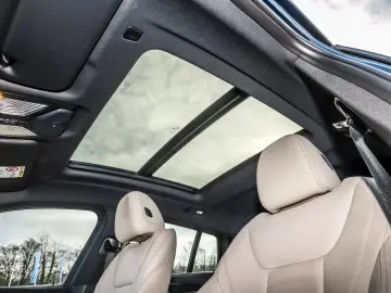 BMW X4 M40d Laser 360 H&K DAProf Memory