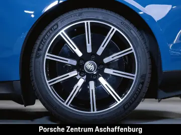 PORSCHE Taycan Panoramadach Sport Chrono Paket