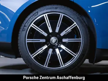PORSCHE Taycan Panoramadach Sport Chrono Paket