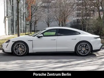 PORSCHE Taycan Surround View BOSE Luftfederung 20-Zoll