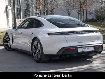 PORSCHE Taycan Surround View BOSE Luftfederung 20-Zoll