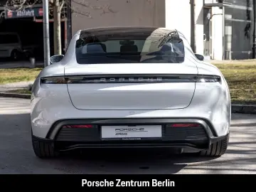 PORSCHE Taycan Surround View BOSE Luftfederung 20-Zoll