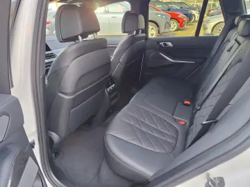 BMW X5 xDrive30d    M Sport Laser LC Prof HUD AHK 36