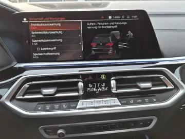 BMW X5 xDrive 40d M Sport AKTIVLENK PANO DA&PA-PRO