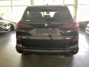 BMW X5 xDrive 30dA M-Sport 21''AHK Pano Le…