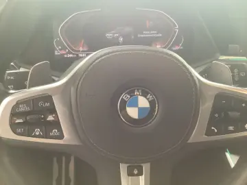 BMW X5 xDrive 30dA M-Sport 21''AHK Pano Le…