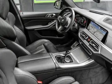 BMW X5 xDrive30d M SPORT AHK PANO HuD H K DA PROF 36