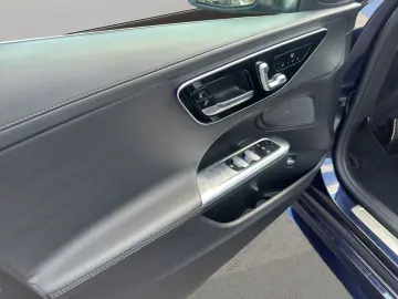 MERCEDES-BENZ C 200 4Matic AMG-LINE DIGITAL LIGHT ESCHE