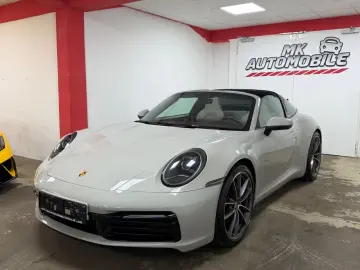 PORSCHE 992 Targa 4S Chrono 360 HA-Lenkung Sitzbelüftung