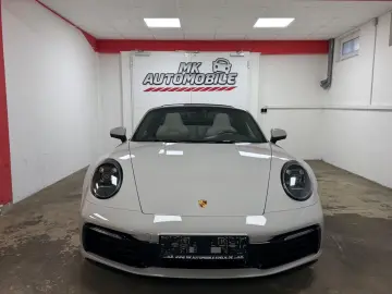 PORSCHE 992 Targa 4S Chrono 360 HA-Lenkung Sitzbelüftung