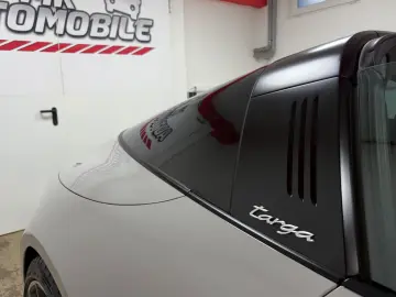 PORSCHE 992 Targa 4S Chrono 360 HA-Lenkung Sitzbelüftung