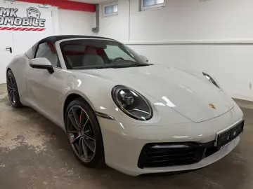 PORSCHE 992 Targa 4S Chrono 360 HA-Lenkung Sitzbelüftung