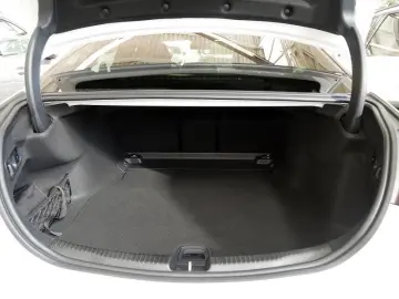 MERCEDES-BENZ C 300 4M    AMG NIGHT MEMO 360 DISTR K…